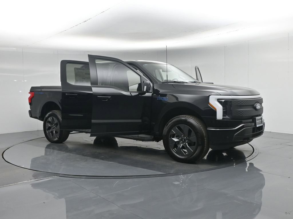 New 2025 Ford F150 Lightning Flash AWD/4WD image 33