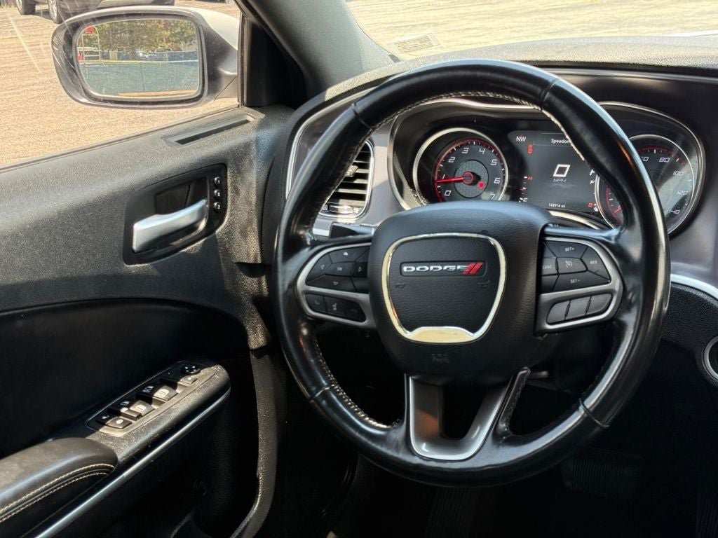Used 2020 Dodge Charger SXT w/ Leather Interior Group RWD image 12