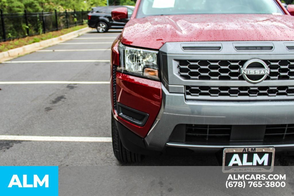 Used 2025 Nissan Frontier SV RWD image 10