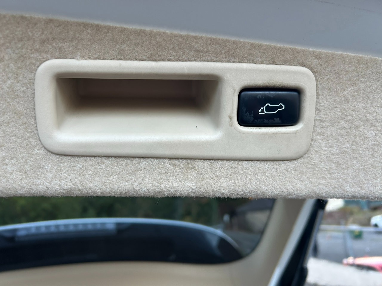 Used 2011 Lexus RX 450h AWD image 19