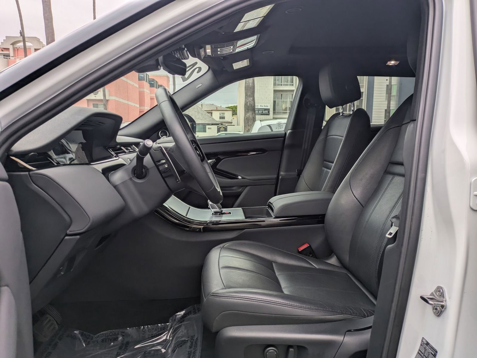 Used 2024 Land Rover Range Rover Evoque S image 14