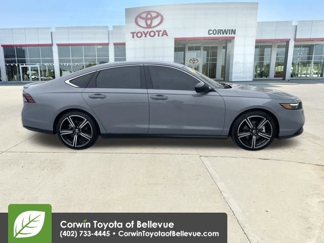 Used 2024 Honda Accord Sport image 6