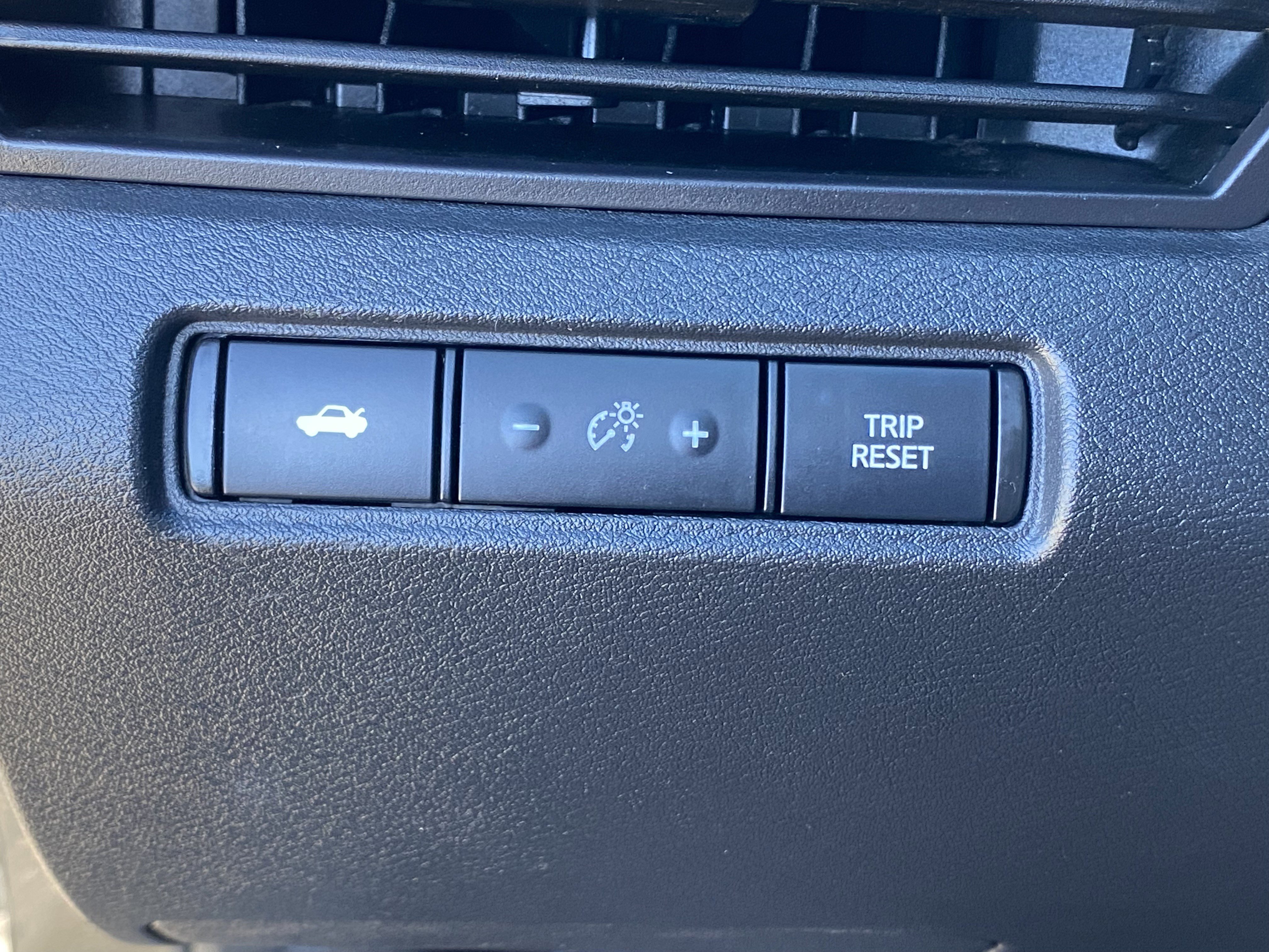 Used 2021 Nissan Altima 2.5 SR image 14