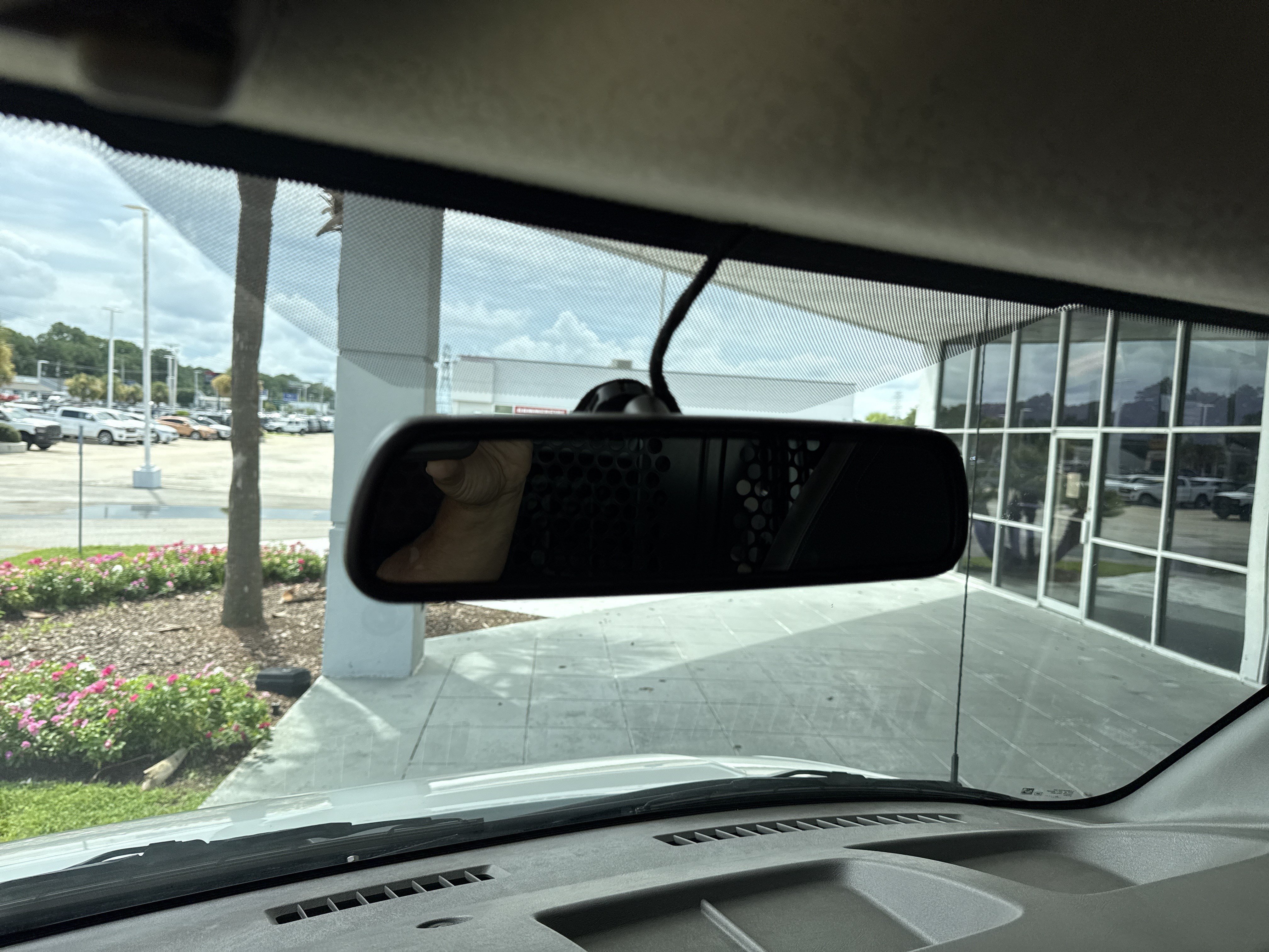 Used 2025 Chevrolet Express 2500 w/ Driver Convenience Package RWD image 24