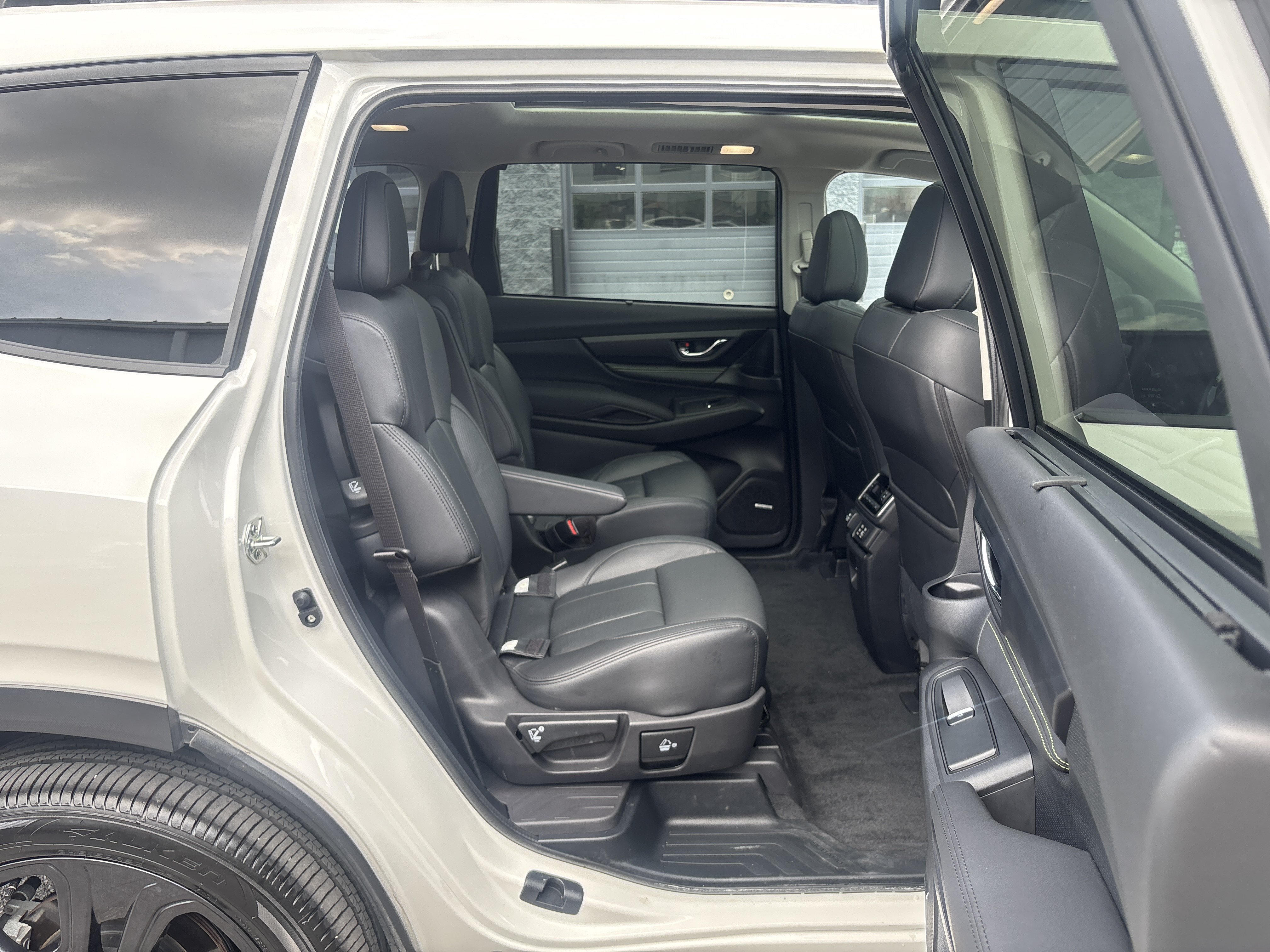 Certified 2025 Subaru Ascent Bronze Edition AWD/4WD image 30