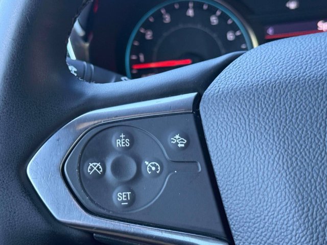 Used 2023 Chevrolet Traverse LT AWD/4WD image 23