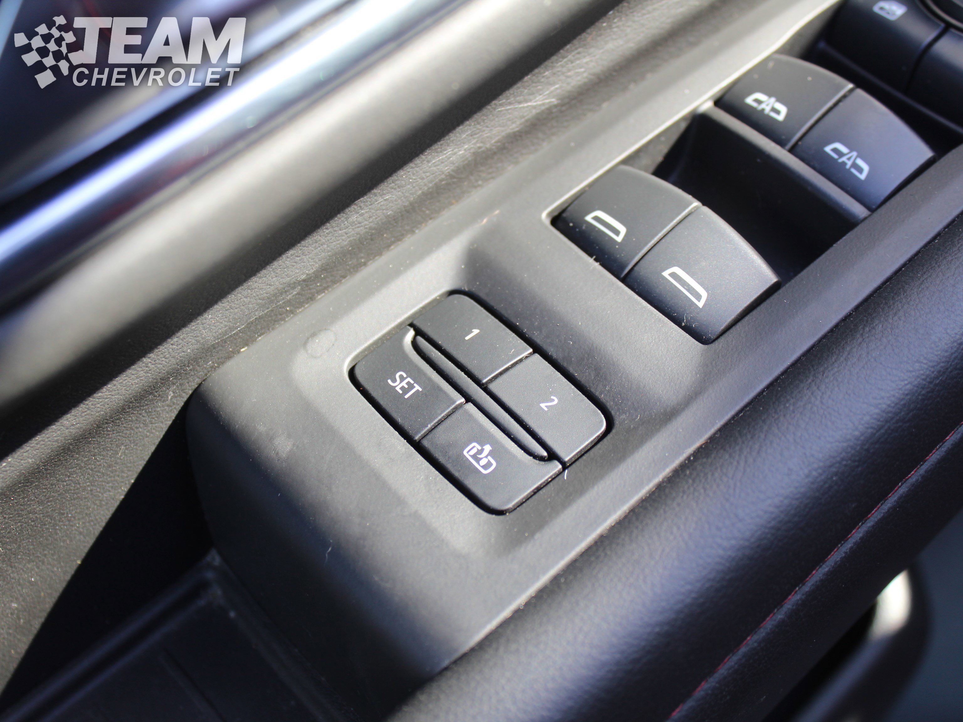 Certified 2024 Chevrolet Suburban RST w/ Luxury Package image 11