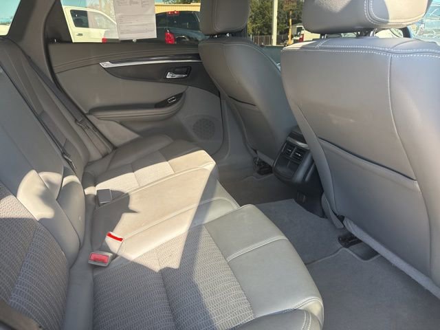 Used 2018 Chevrolet Impala LT image 11