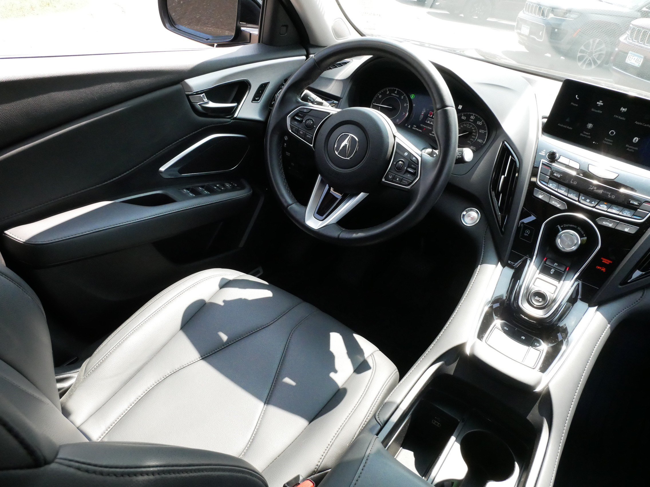 Used 2023 Acura RDX AWD image 9