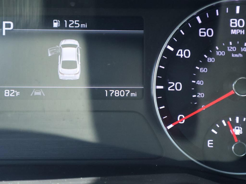 Certified 2024 Kia Forte GT-Line FWD image 28