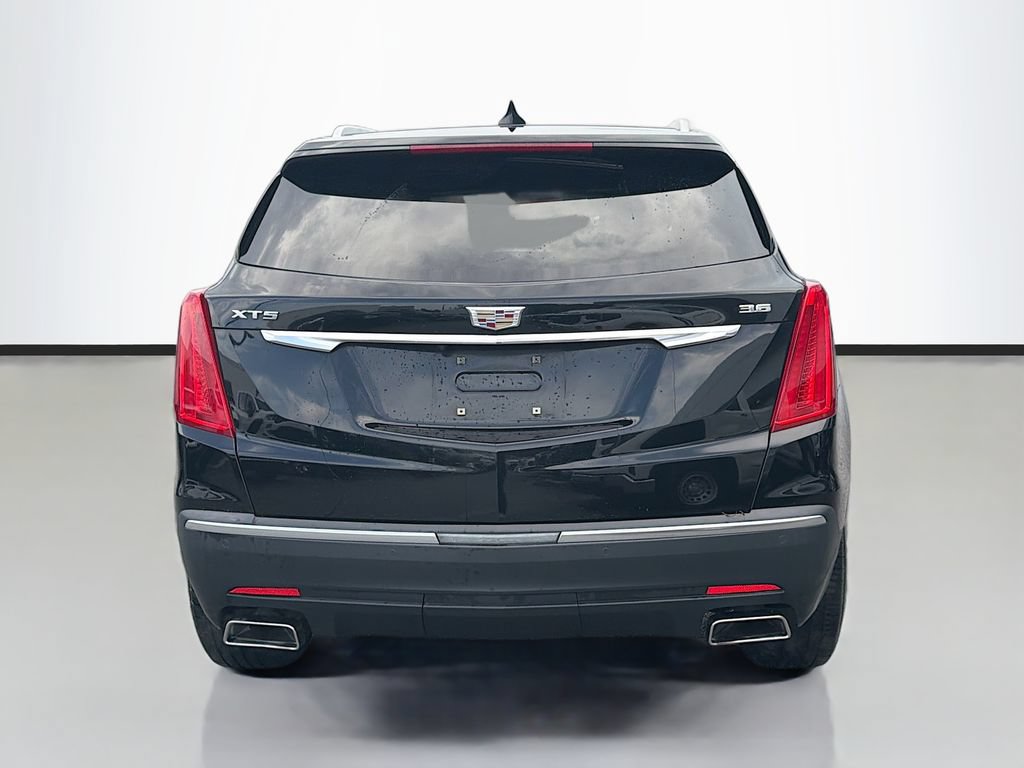 Used 2018 Cadillac XT5 FWD image 6