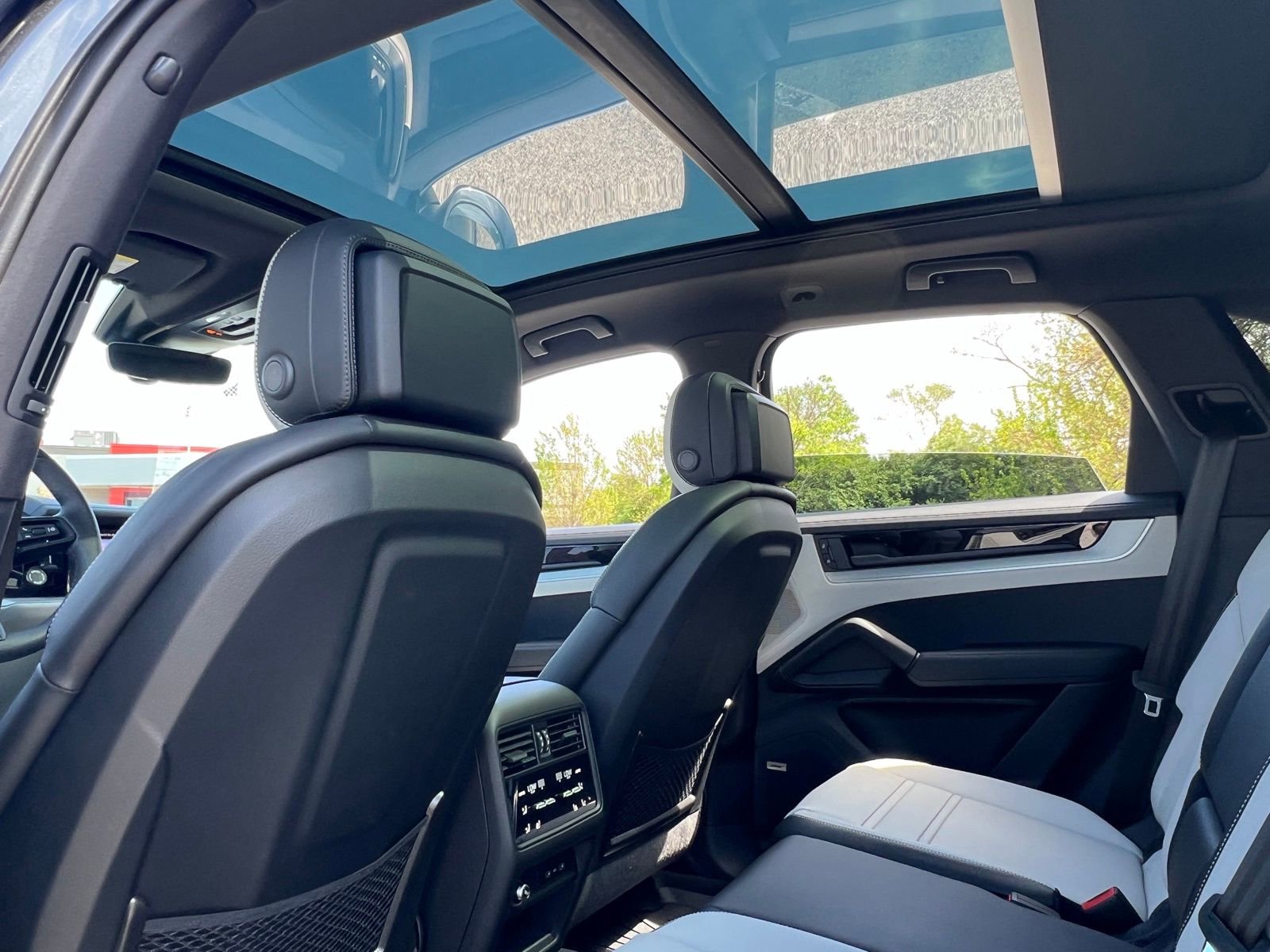 New 2026 Porsche Cayenne S AWD/4WD image 23