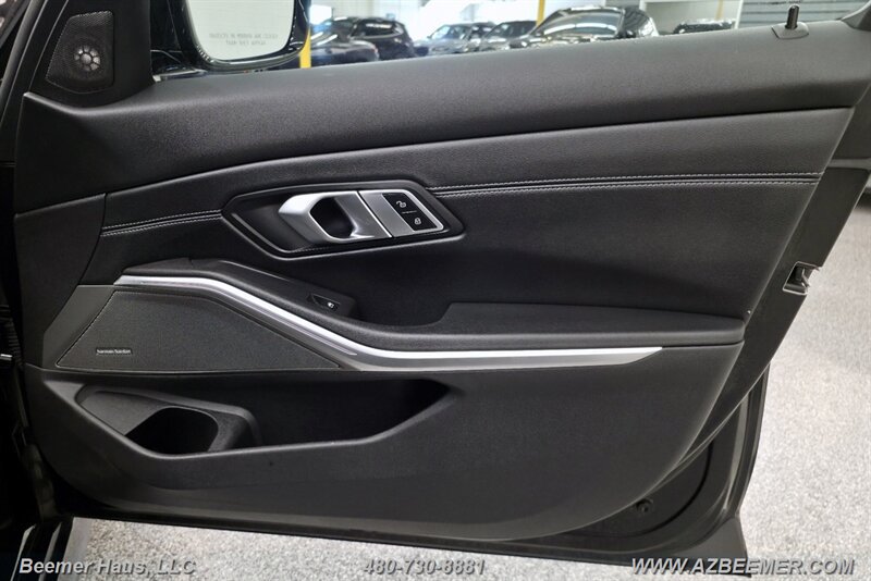 Used 2023 BMW 330i Sedan w/ M Sport Package RWD image 30