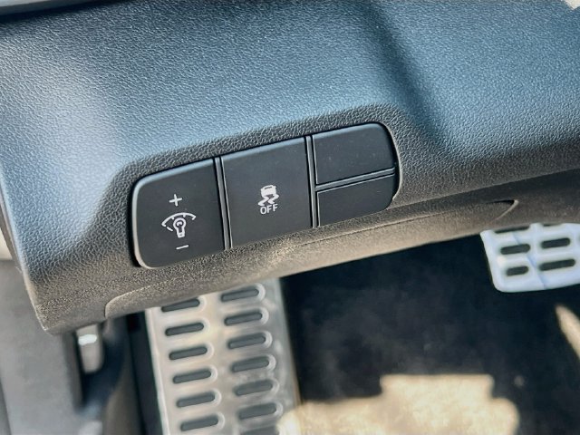 New 2026 Hyundai Elantra N FWD image 10