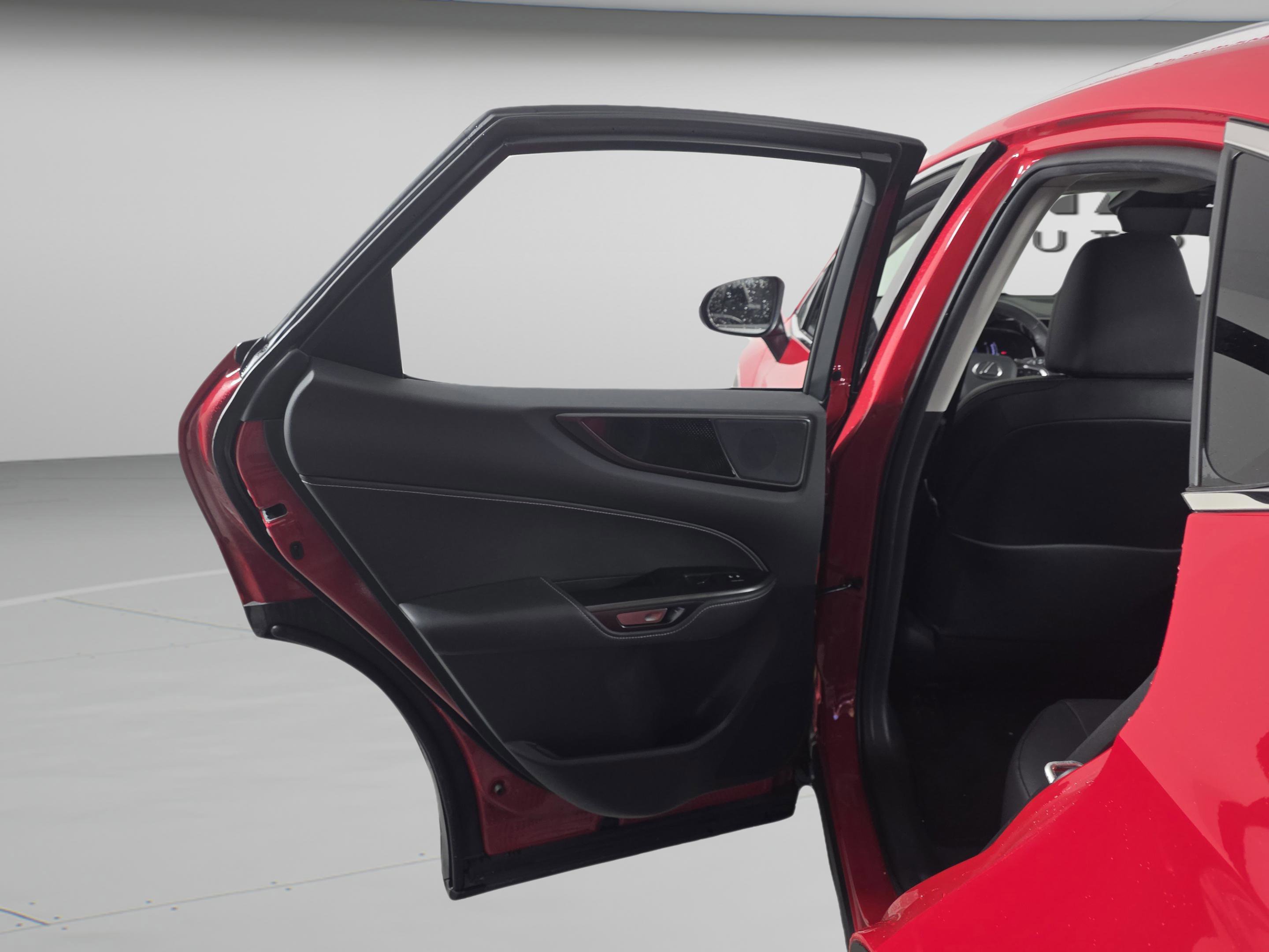 Certified 2025 Lexus NX 250 FWD image 25