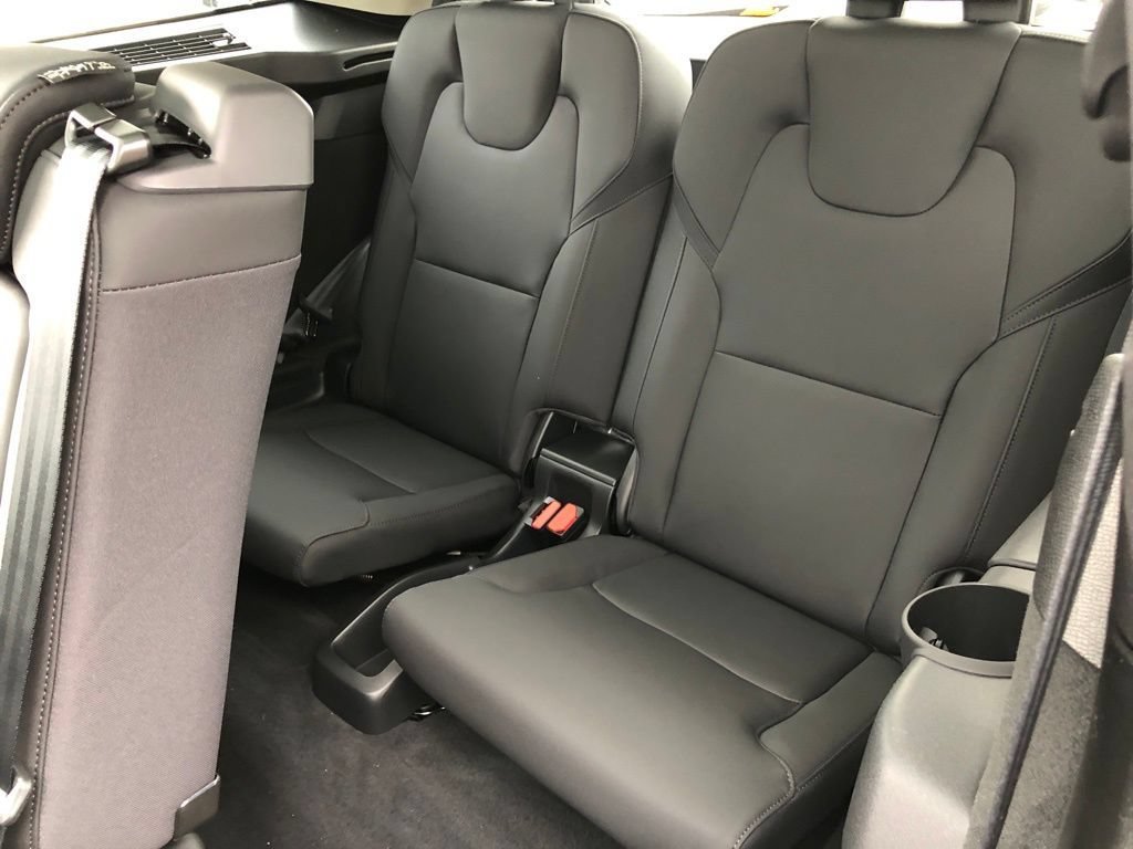 New 2026 Volvo XC90 B6 Plus w/ Protection Package Premier AWD/4WD image 29