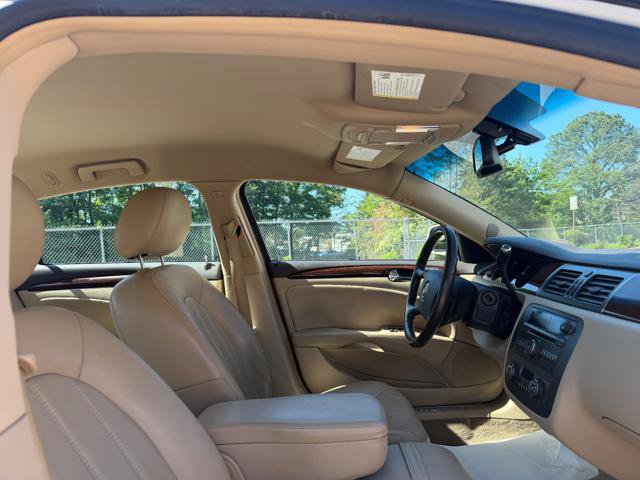 Used 2011 Buick Lucerne CXL FWD image 10