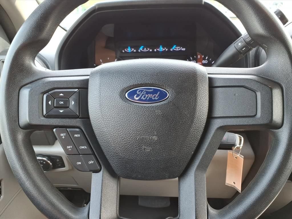 Used 2017 Ford F250 XL w/ Power Equipment Group AWD/4WD image 17