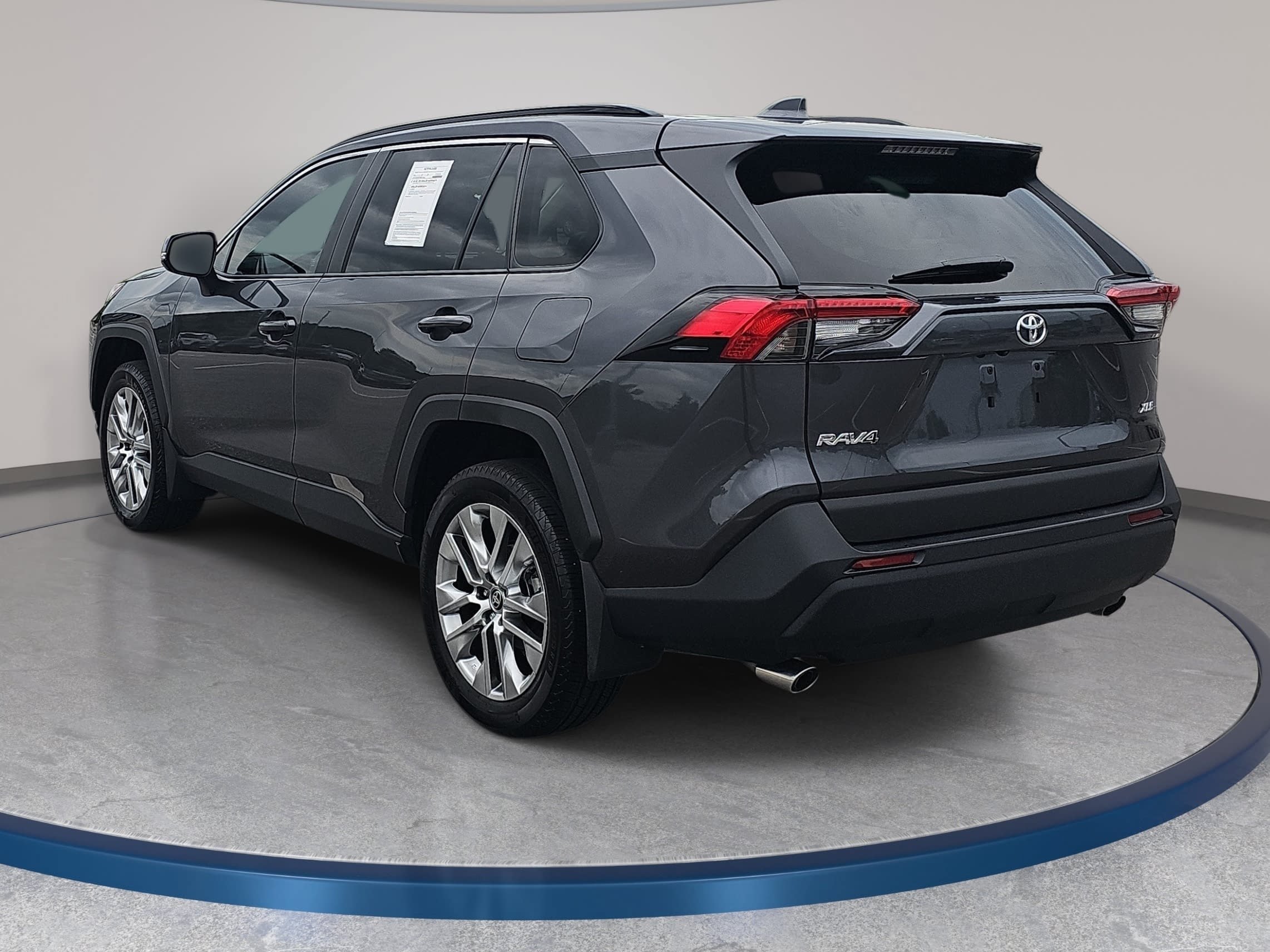 Used 2024 Toyota RAV4 XLE Premium FWD image 7
