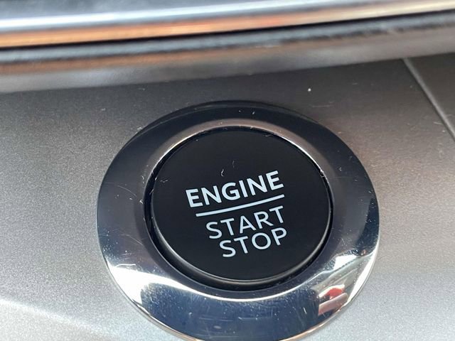 Used 2022 Ford Explorer XLT w/ Equipment Group 202A image 36