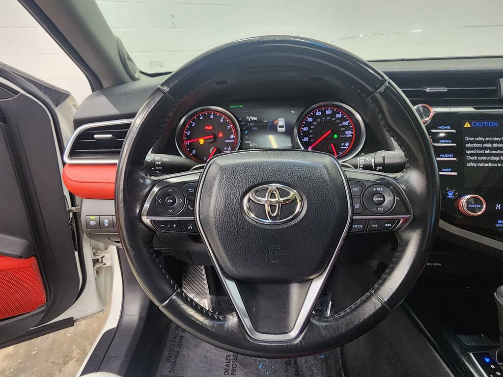 Used 2018 Toyota Camry XSE w/ Driver Assist Package image 13