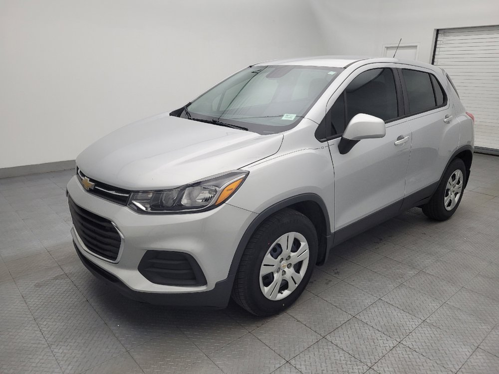 Used 2018 Chevrolet Trax LS w/ LPO, Protection Package FWD image 2