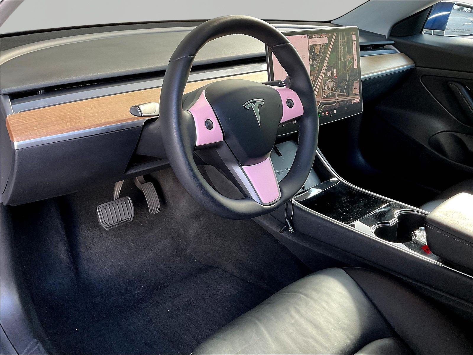 Used 2020 Tesla Model 3 Standard Range Plus RWD image 16