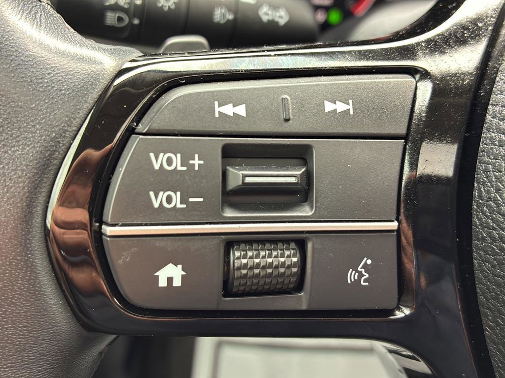 Used 2023 Honda Pilot Touring image 38