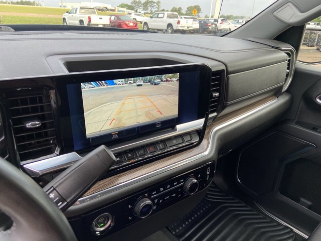 Used 2023 Chevrolet Silverado 1500 LT image 34