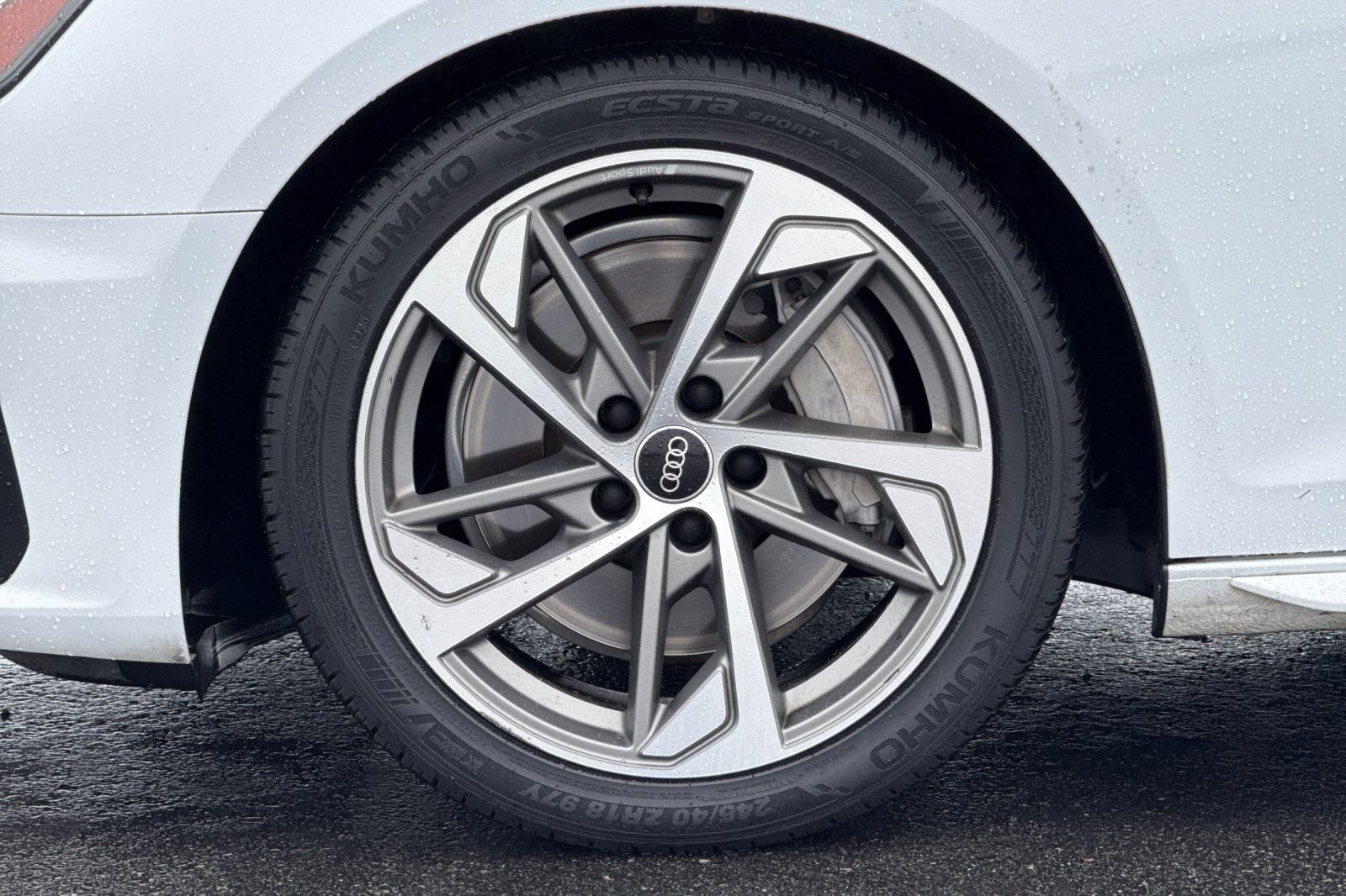 Used 2021 Audi A4 2.0T Premium Plus w/ Premium Plus Package image 26