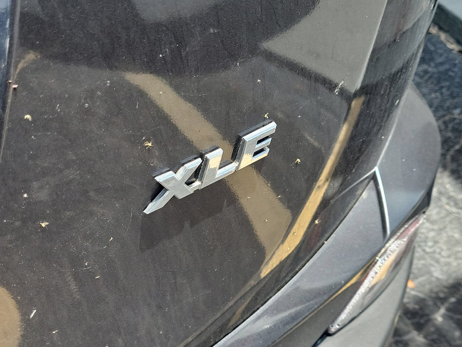 Used 2018 Toyota RAV4 XLE FWD image 4