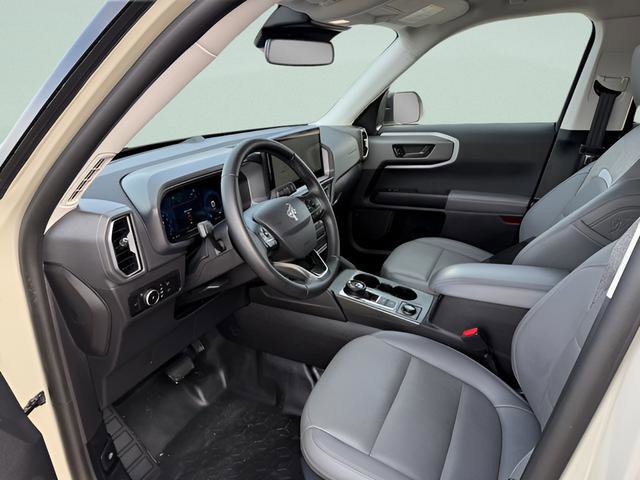 Used 2025 Ford Bronco Sport Badlands AWD/4WD image 4