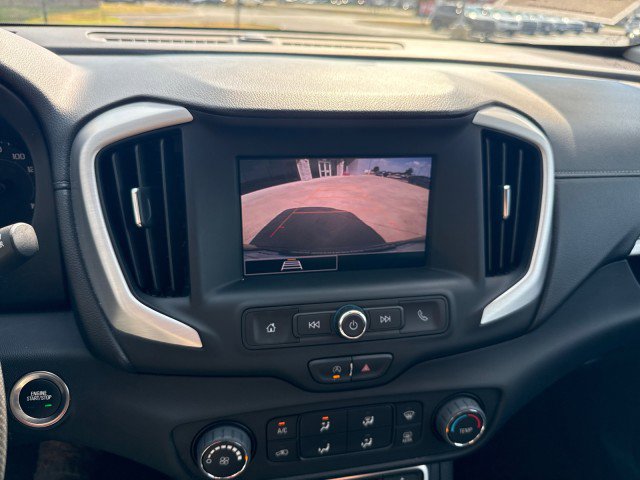 Used 2024 GMC Terrain SLE image 16