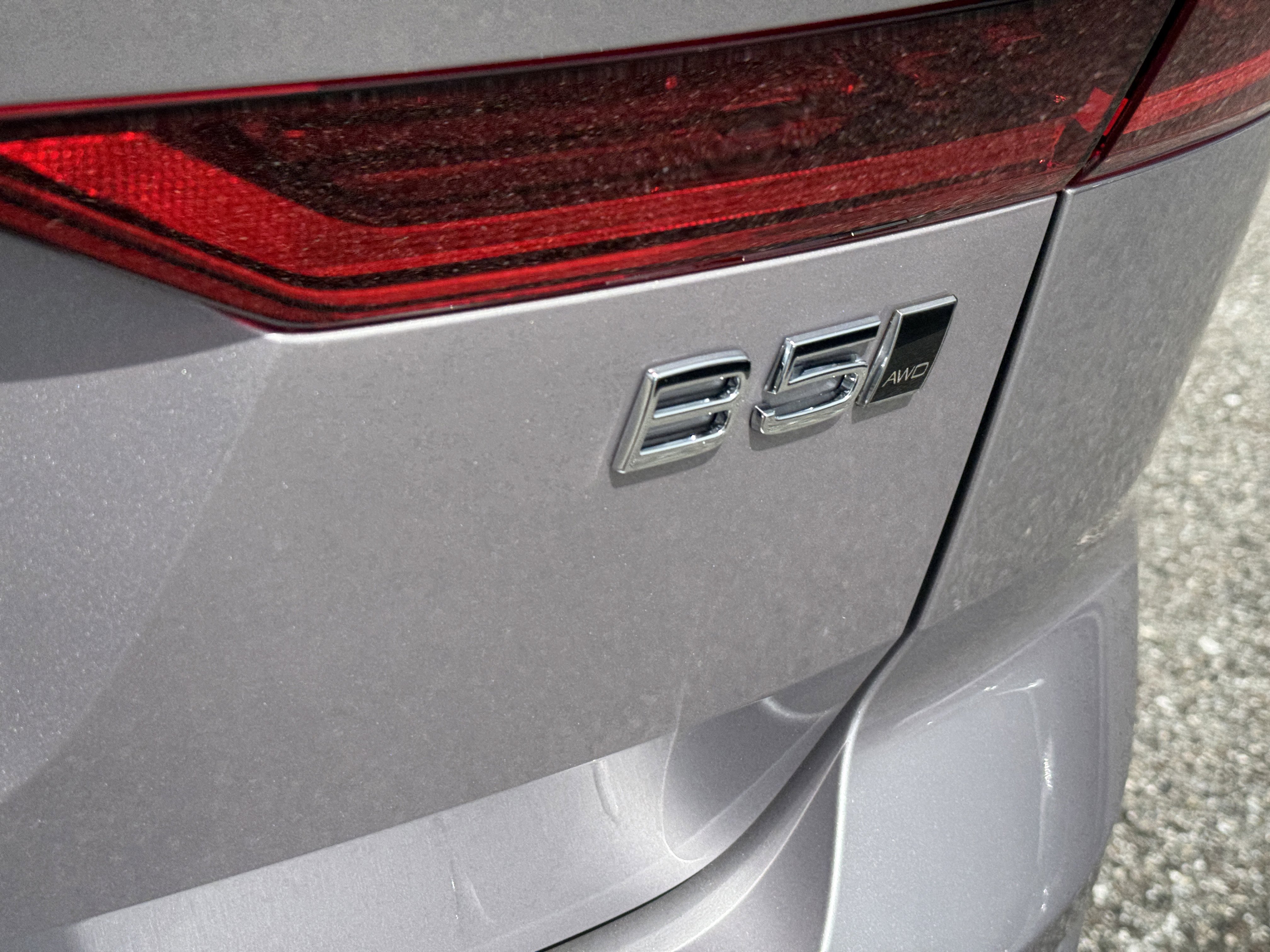 New 2026 Volvo XC60 B5 Core w/ Protection Package image 10