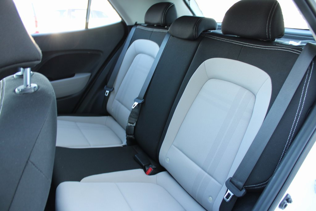 Used 2020 Hyundai Venue SEL image 20