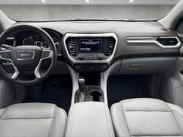 Used 2018 GMC Acadia SLT image 3