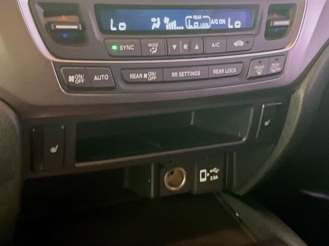 Used 2022 Honda Pilot Sport image 16