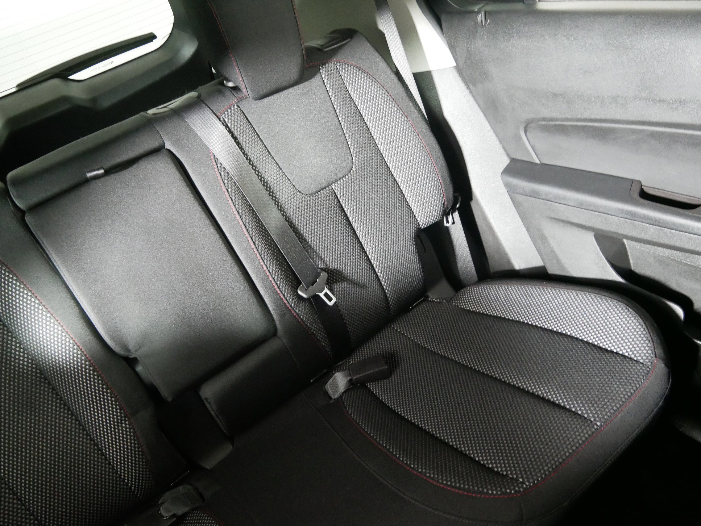 Used 2016 Chevrolet Equinox LT w/ Convenience Package image 14