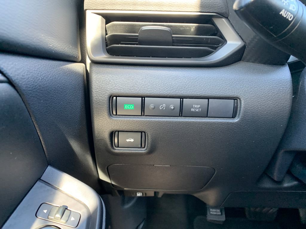 Used 2024 Nissan Sentra S image 18