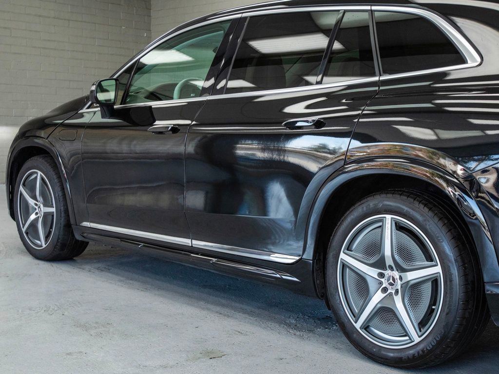 Used 2023 Mercedes-Benz EQS 580 4MATIC SUV image 37