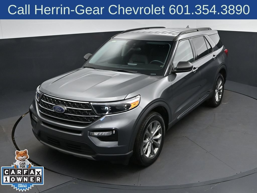 Used 2023 Ford Explorer XLT w/ Equipment Group 202A AWD/4WD image 30