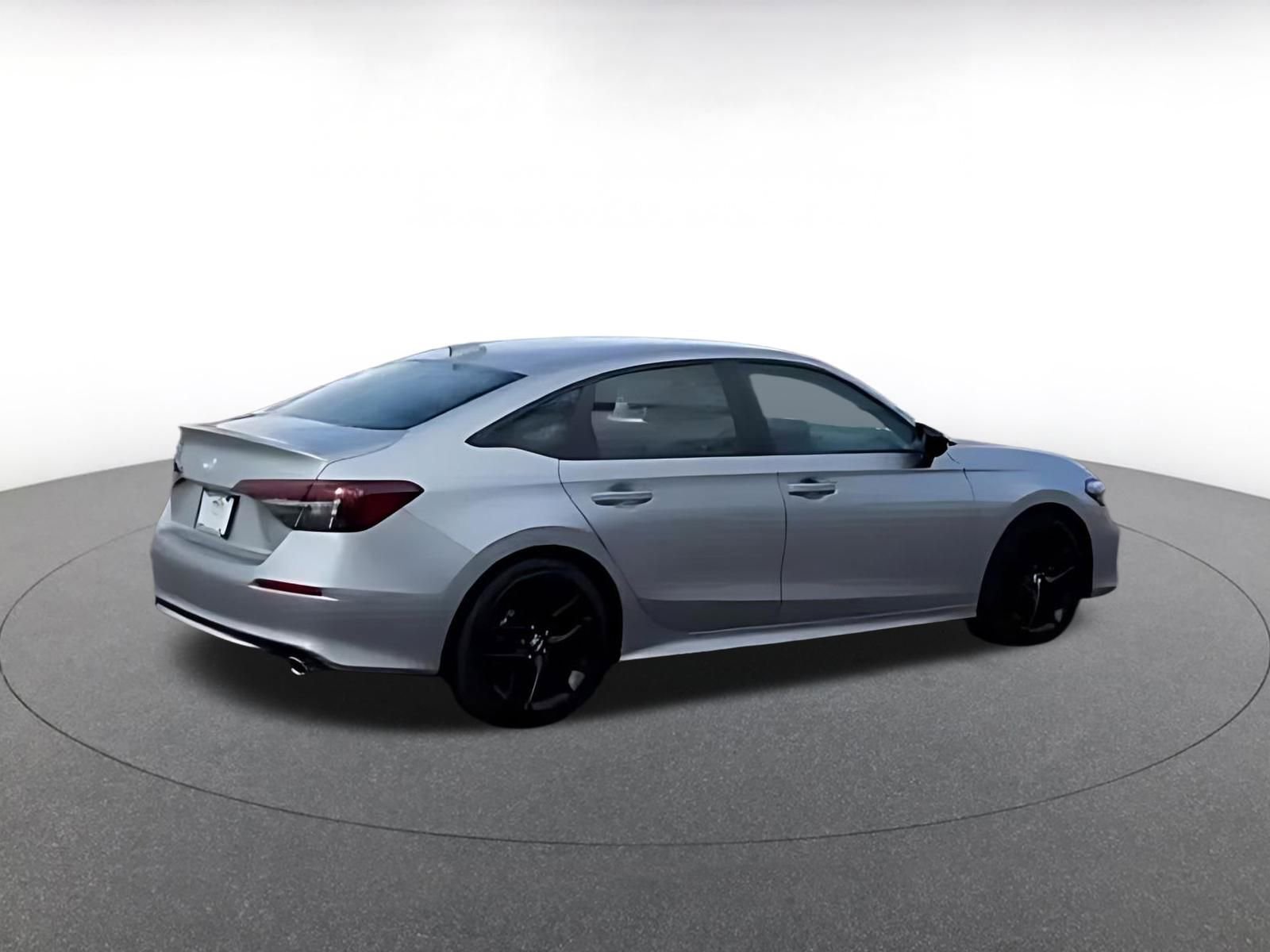 Used 2025 Honda Civic Sport image 2