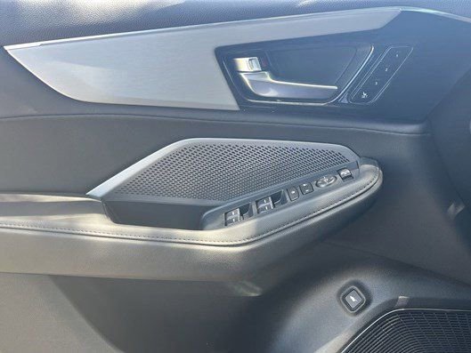 Certified 2026 Acura MDX FWD image 25