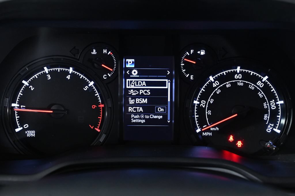 Used 2023 Toyota 4Runner SR5 AWD/4WD image 16
