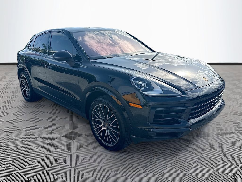 Used 2023 Porsche Cayenne Platinum Edition image 4