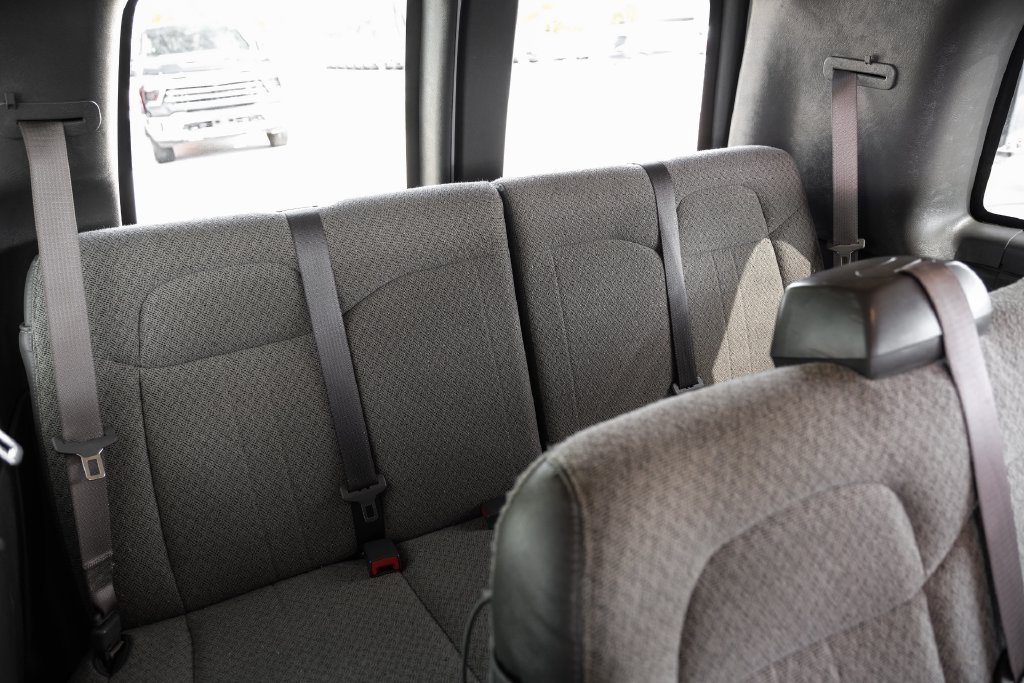 Used 2021 Chevrolet Express 3500 LS w/ Chrome Appearance Package RWD image 45