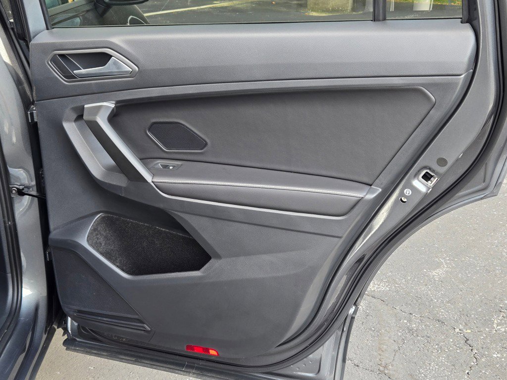Used 2024 Volkswagen Tiguan S image 9