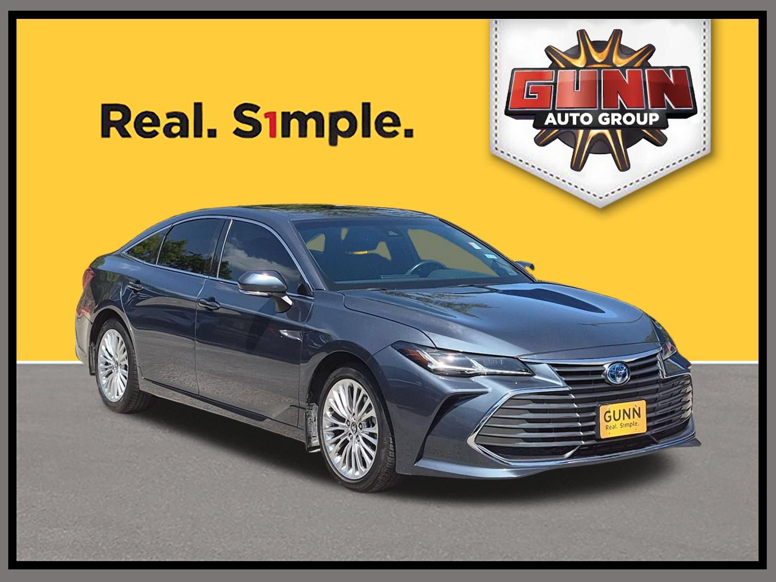 Used 2021 Toyota Avalon Limited FWD image 1