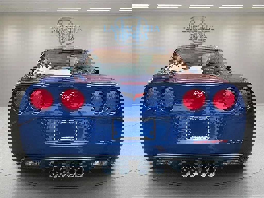 Used 2005 Chevrolet Corvette Coupe w/ Preferred Equipment Group image 4