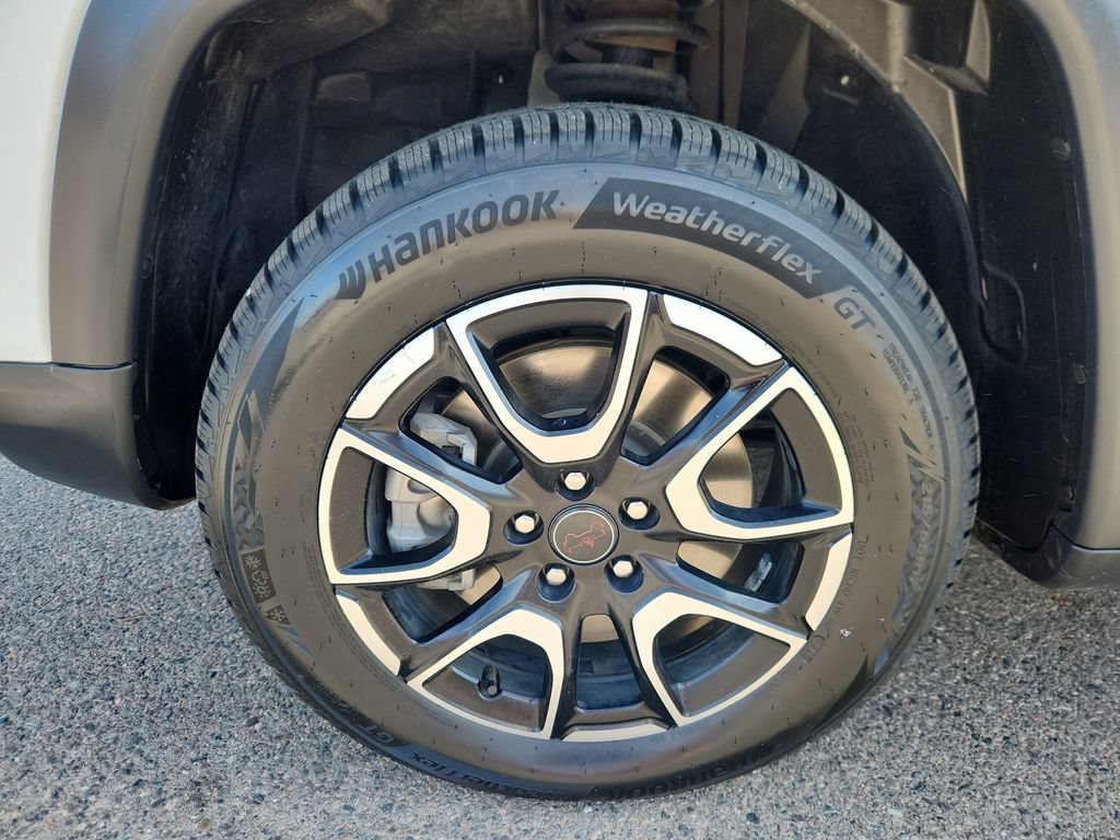 Certified 2025 Jeep Compass Trailhawk AWD/4WD image 16